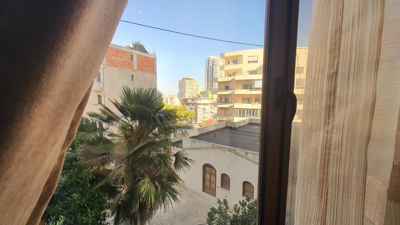 Jessie'S Apartments Durrës Buitenkant foto